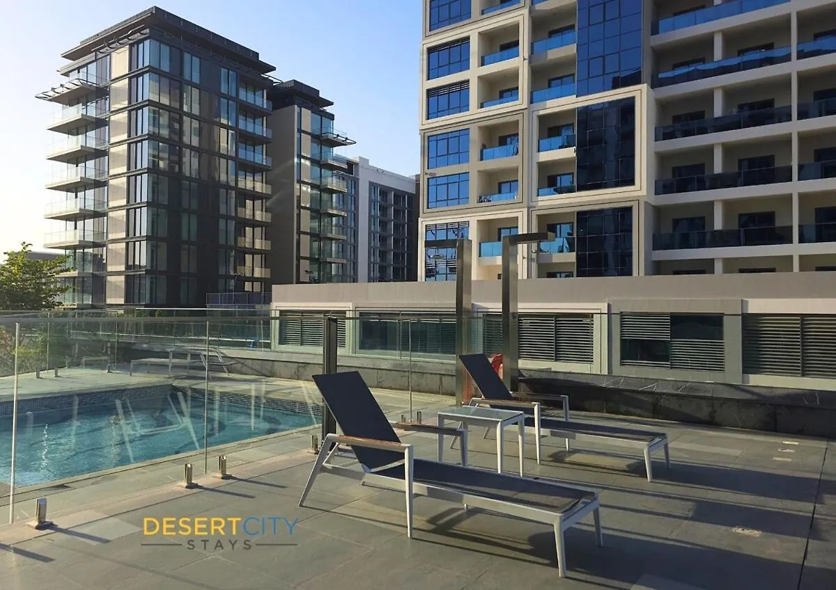 Chic 2 Bed In Dubai Hills, Hosted By Desert City Stays 0*,  Émirats arabes unis